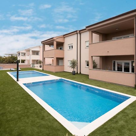 Apartmani Villa Ruby Linardići Exteriör bild