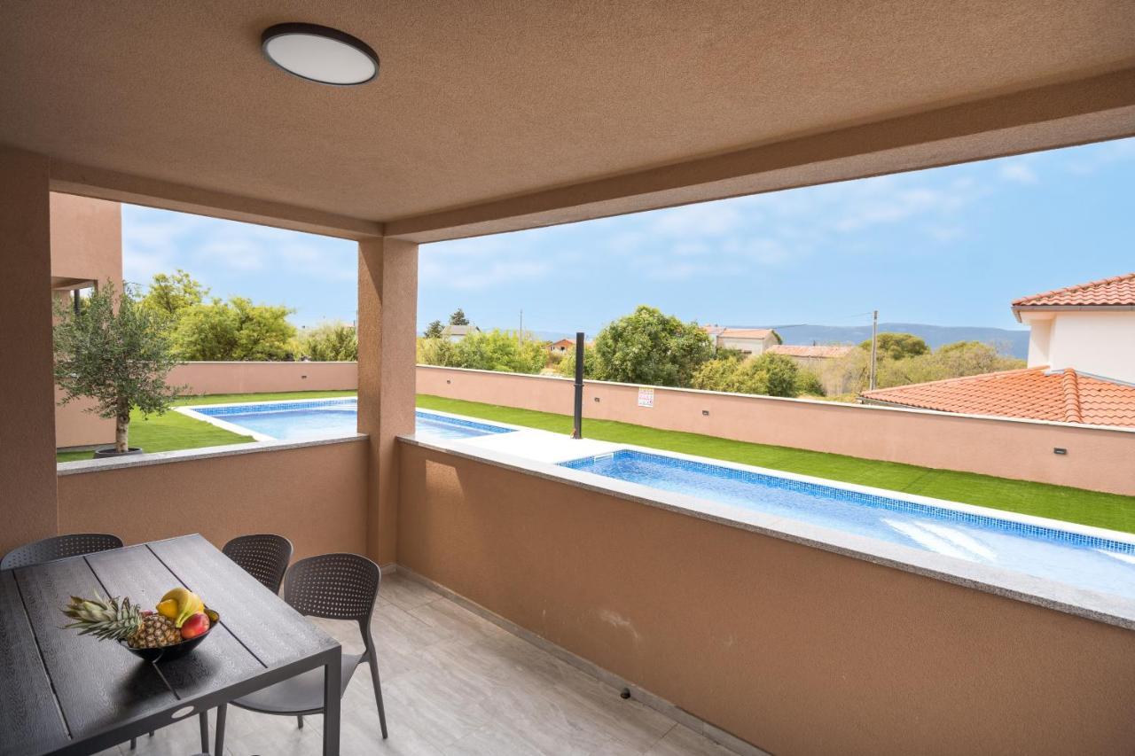 Apartmani Villa Ruby Linardići Exteriör bild