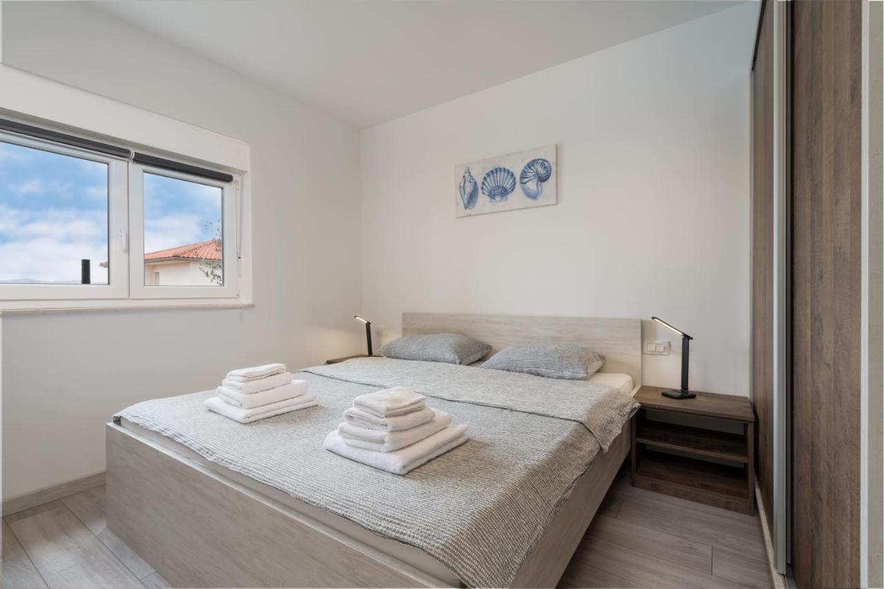 Apartmani Villa Ruby Linardići Exteriör bild