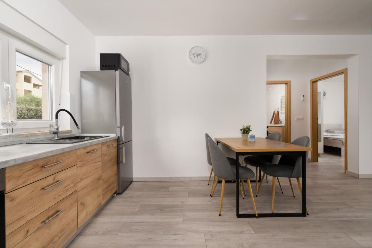 Apartmani Villa Ruby Linardići Exteriör bild